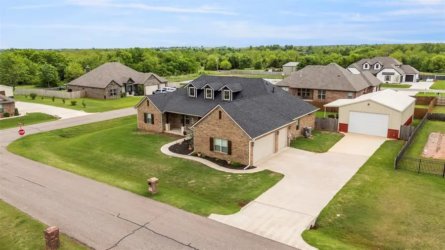 18450 Chuckwagon Trail, Norman, OK 73072 - Image #3