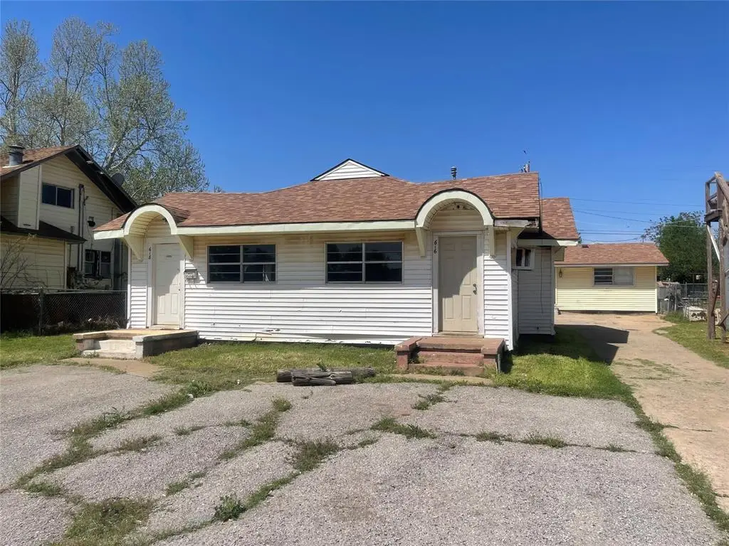 614 S 6th Street, Clinton, OK 73601 - Image #1