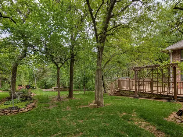 13504 Fox Creek Drive, Oklahoma City, OK 73131