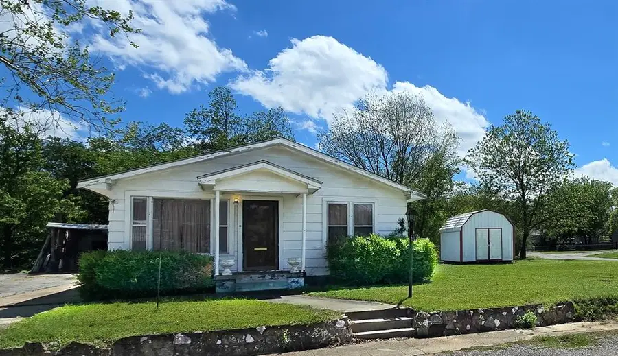 204 NE 10th Avenue, Ardmore, OK 73401 - #2