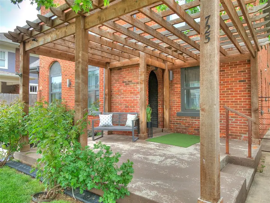 725 NE 15th Street, Oklahoma City, OK 73104 - Image #2