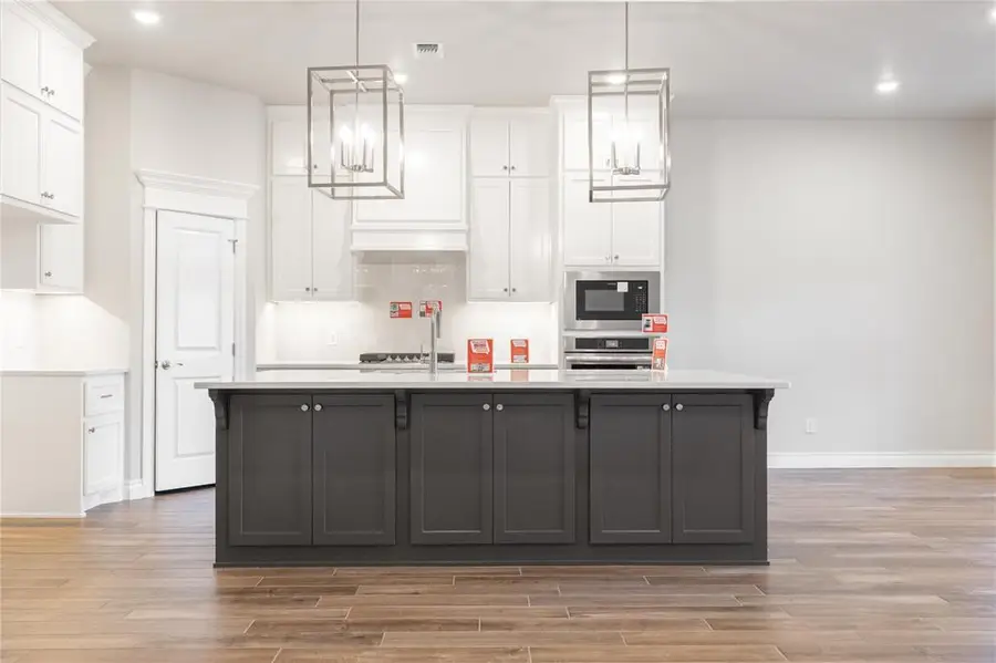 3324 Holland Circle, Edmond, OK 73012 - Image #3