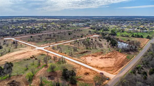 1835 S Blackberry Bend, Guthrie, OK 73044