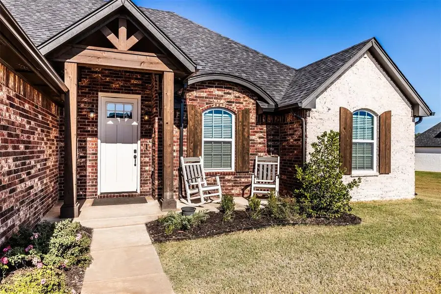 14400 Rushbrook Drive, Edmond, OK 73025 - Image #2