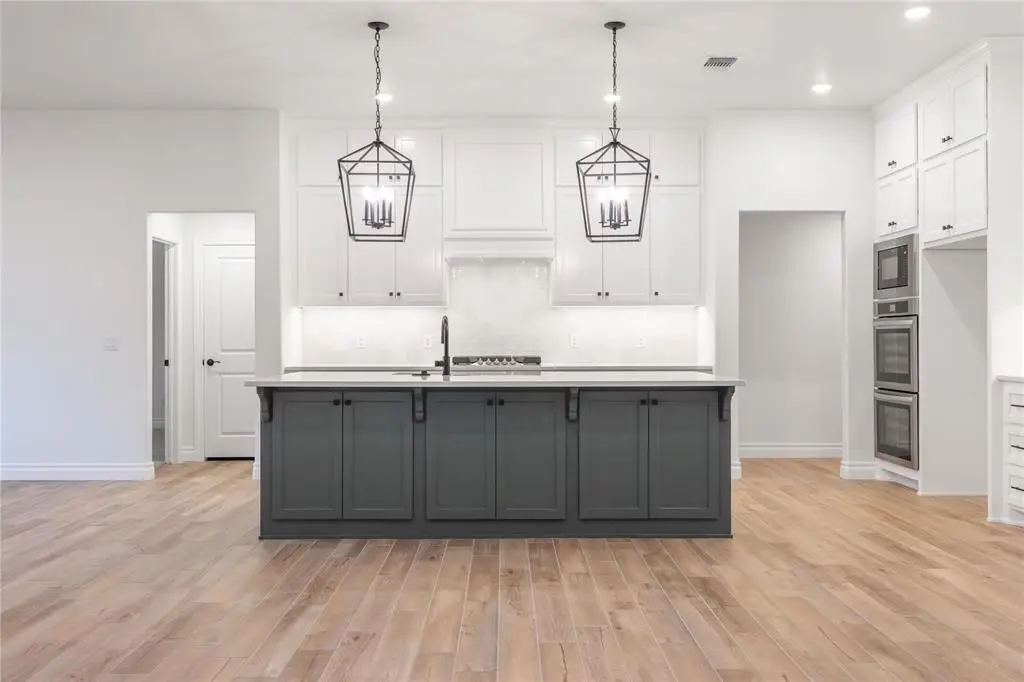 9317 NW 116th Street, Yukon, OK 73099 - Image #1