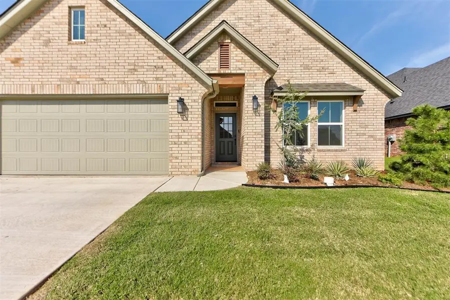 3405 Slate River Drive, Yukon, OK 73099 - Image #2