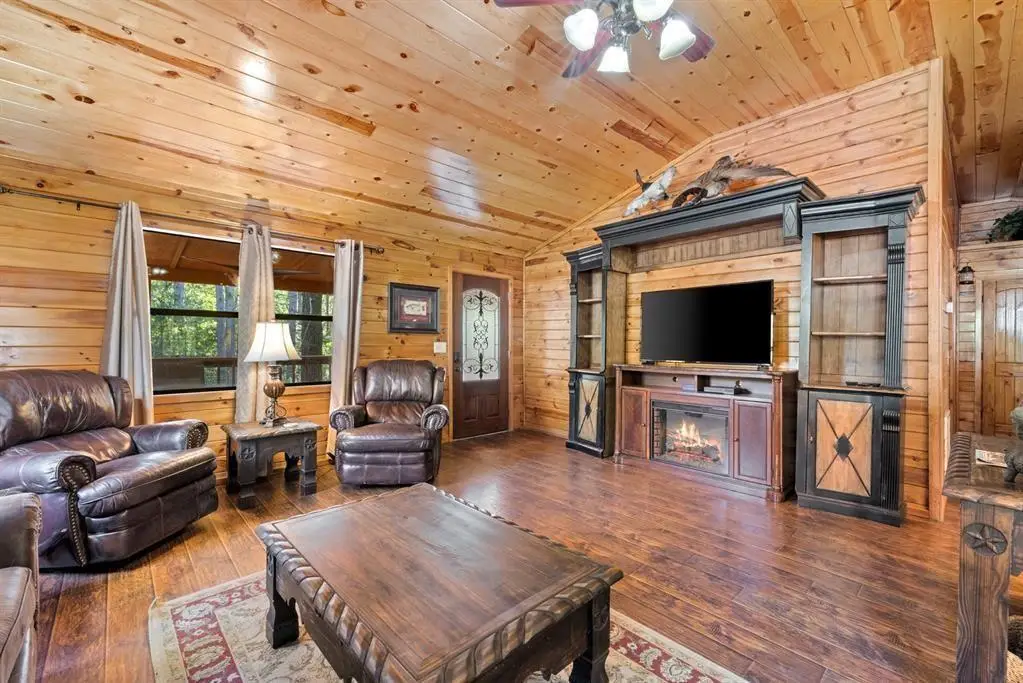 136 Mt. Herman Road, Broken Bow, OK 74728 - Image #1