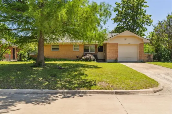 1702 Denison Drive, Norman, OK 73069