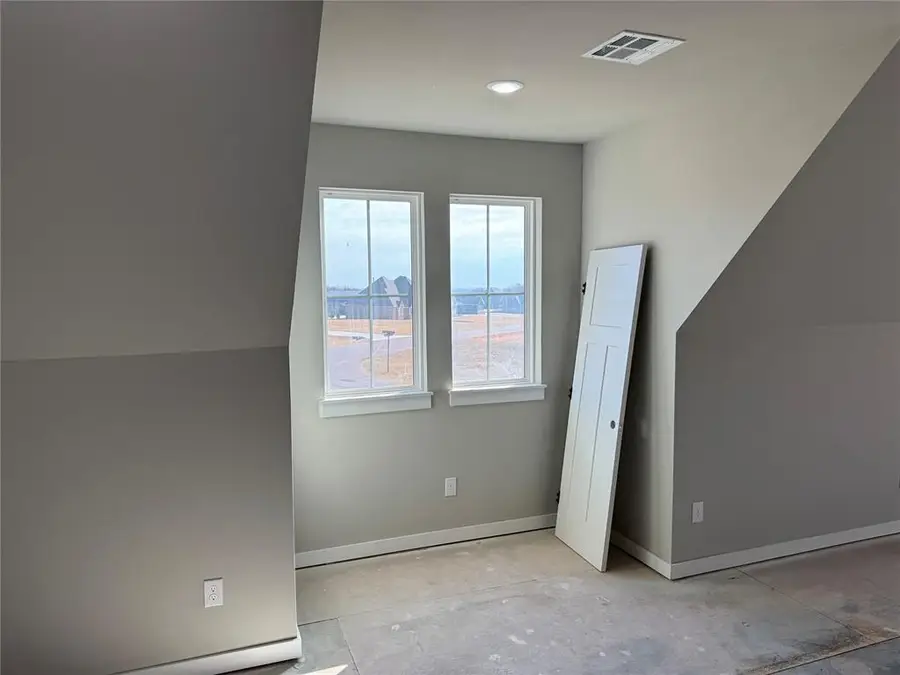 920 Hidden View Acres Drive, Blanchard, OK 73010 - Image #2