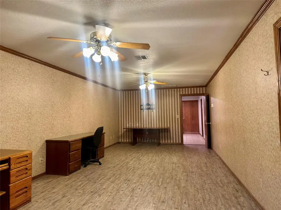 106 W Second Street Street, Duke, OK 73532 - Image #2