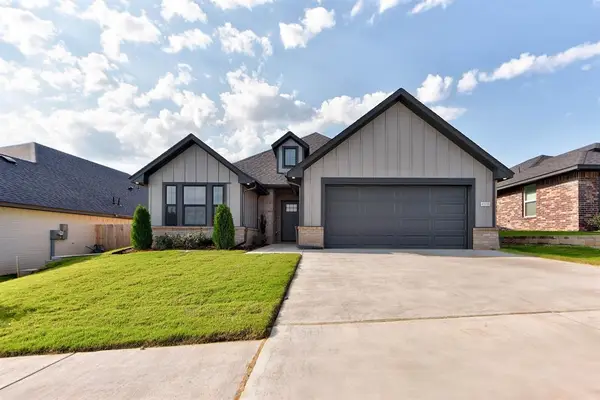 4908 Sand Lily Lane, Edmond, OK 73034
