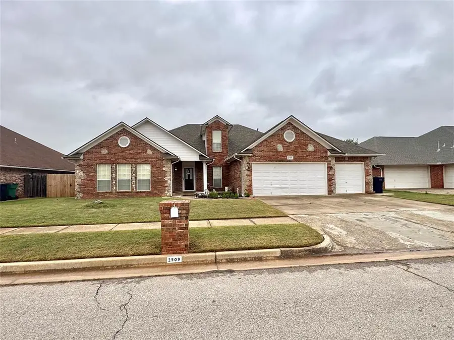 2509 Kingsley Lane, Oklahoma City, OK 73128 - Image #2