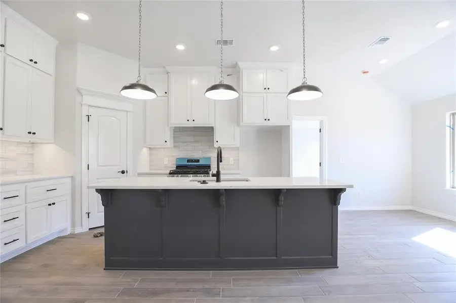 3125 Grapevine Street, Edmond, OK 73034 - Image #3