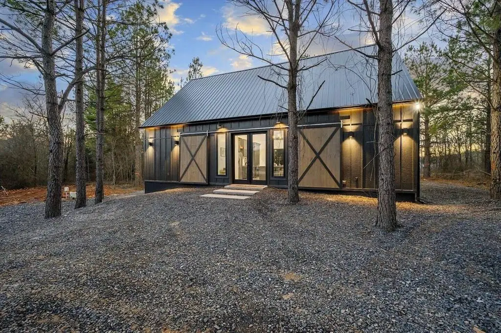 2427 Camp Ranch Road, Broken Bow, OK 74728 - Image #1