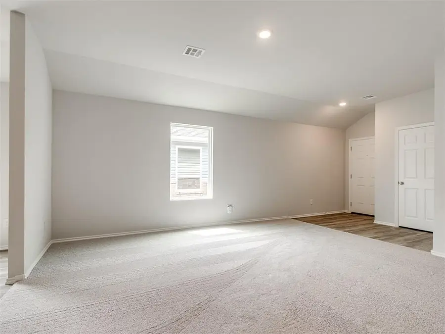 2204 SE 89th Terrace, North Cleveland, OK 73160 - Image #2