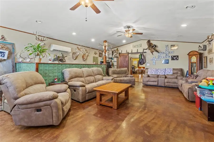 115 S 4th Street, Thomas, OK 73669 - Image #3