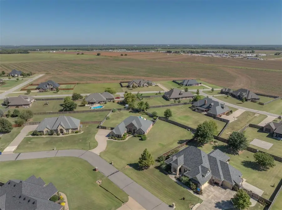 239 Brandon Circle, Goldsby, OK 73093 - Image #3