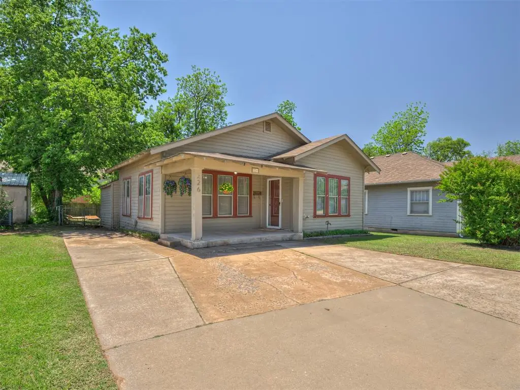 226 E Ayers Street, Edmond, OK 73034 - Image #1