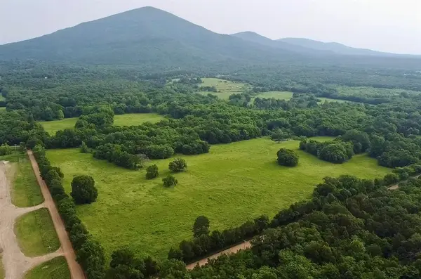 68 Old Monroe Highway, Monroe, OK 74947