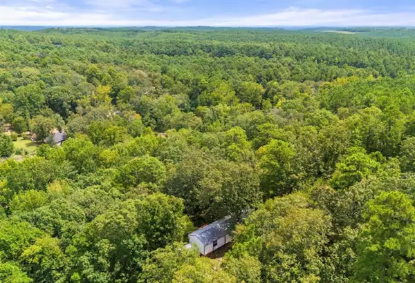 168 Bobber Road, Broken Bow, OK 74728