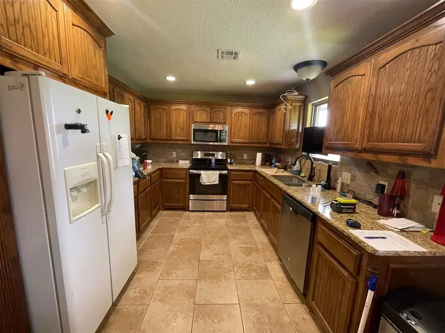 103 Thurman Drive, Walters, OK 73572 - Image #2