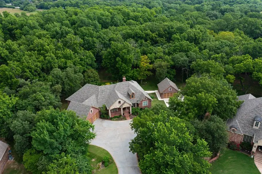1918 Winding Ridge Road, Edmond, OK 73034 - Image #2