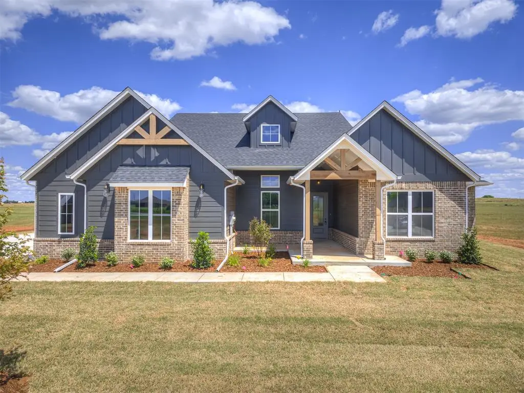 6860 Lake View Court, Cashion, OK 73016 - Image #1