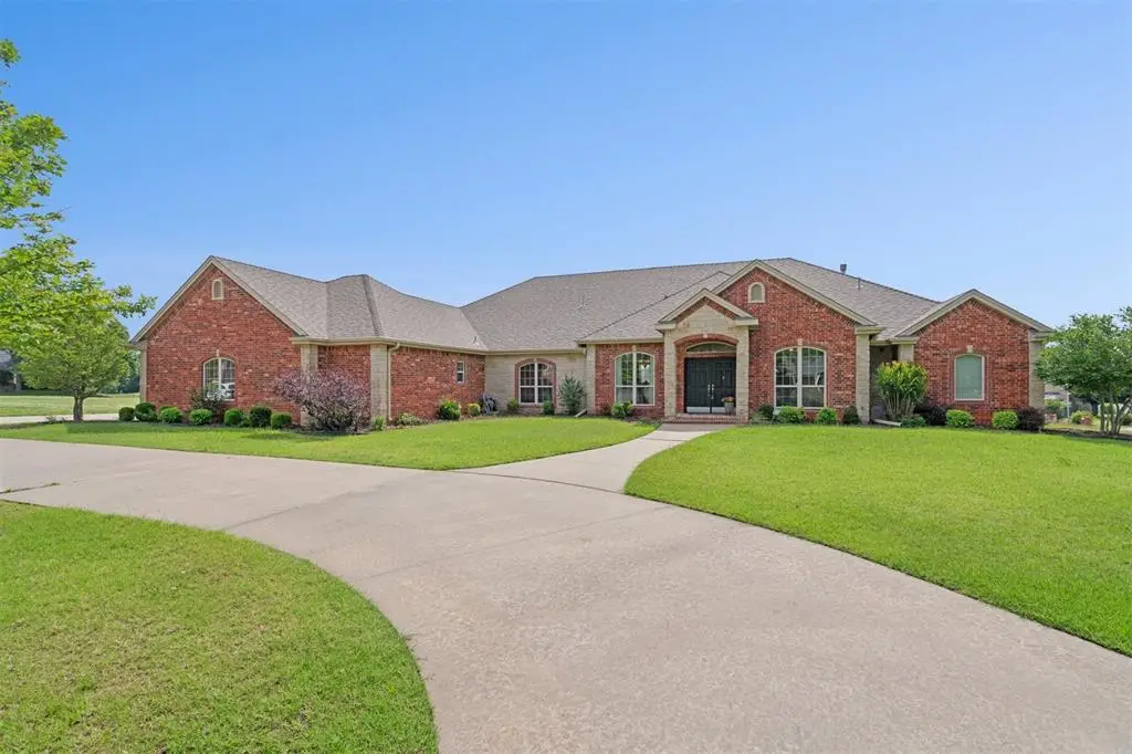 607 Pool Place, Shawnee, OK 74801 - Image #1