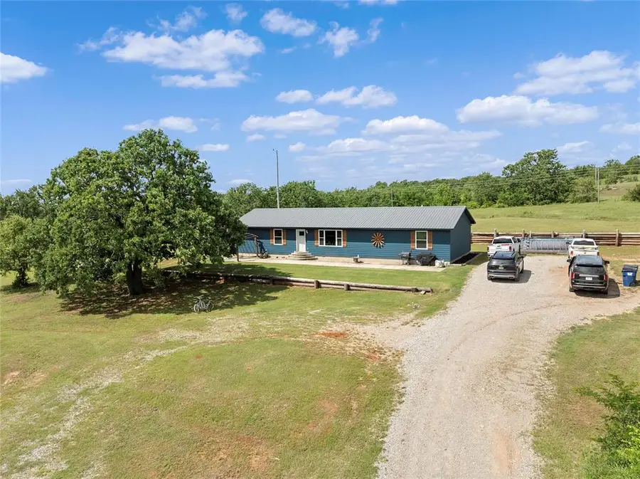 622 Hopewell Road, Ratliff City, OK 73481 - Image #2
