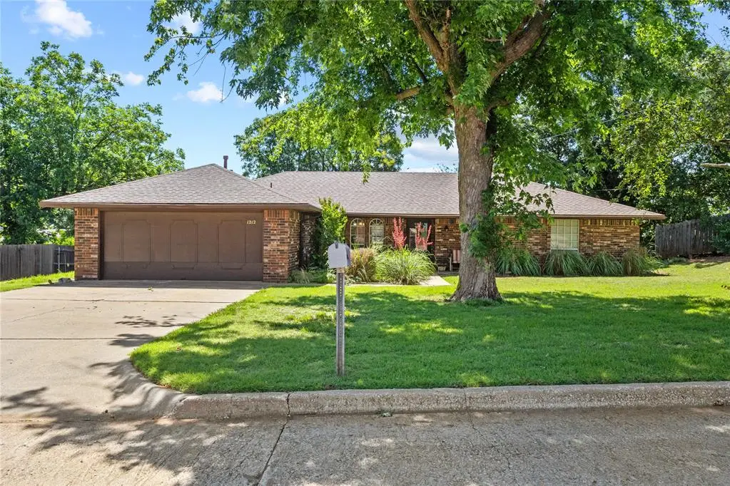 1212 N Illinois Street, Weatherford, OK 73096 - Image #1