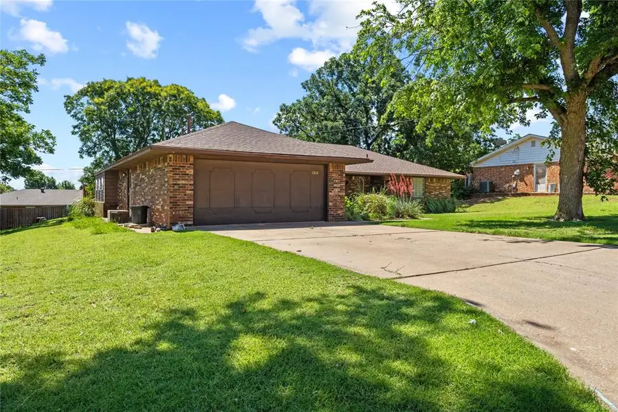 1212 N Illinois Street, Weatherford, OK 73096 - Image #3