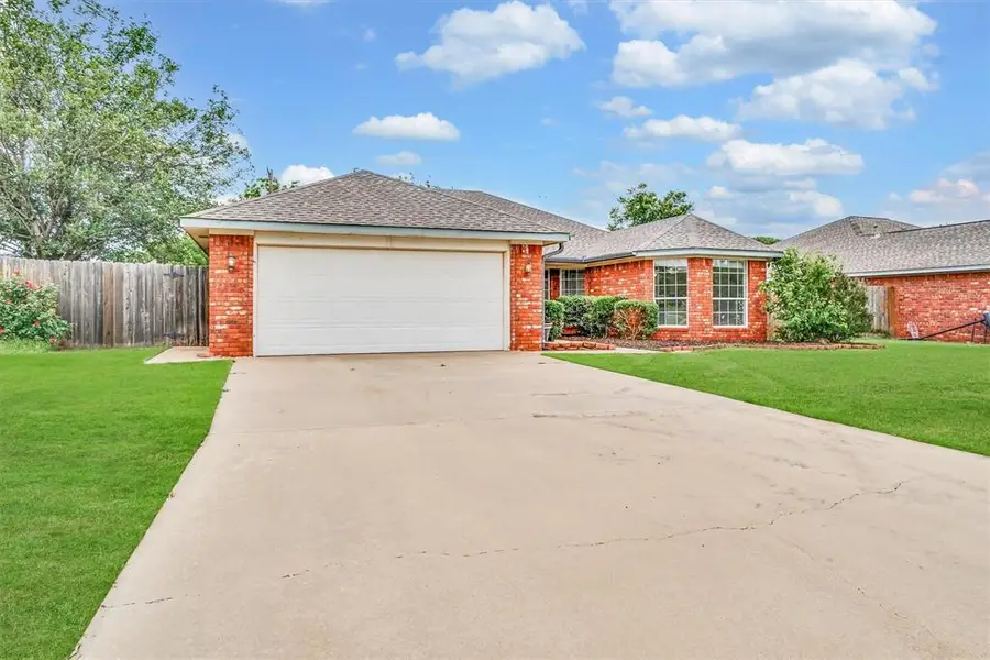 1101 Wendy Lane, Altus, OK 73521 - Image #3