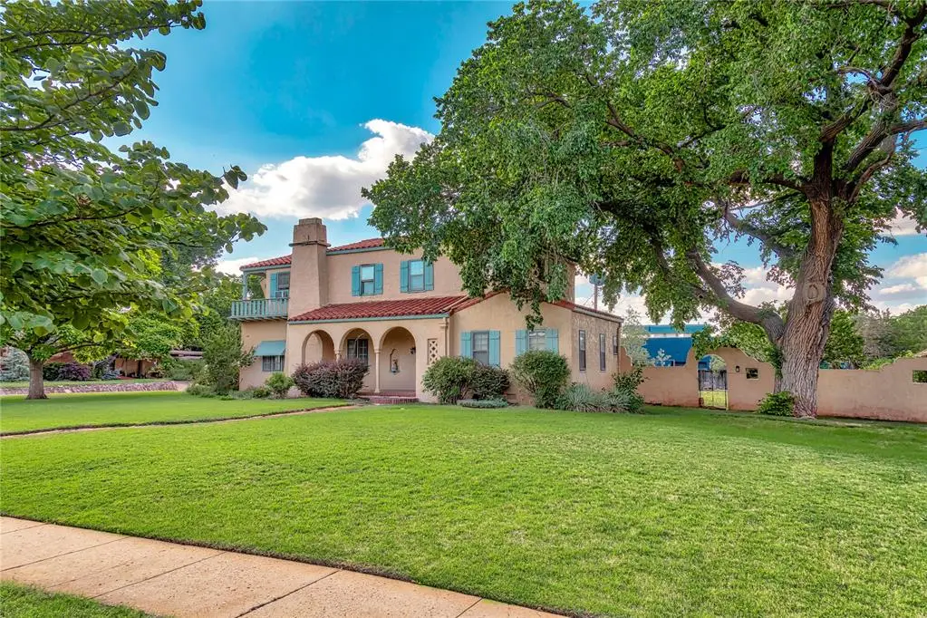 721 W Broadway Avenue, Elk City, OK 73644 - Image #1