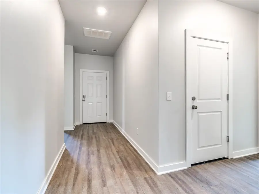 813 Stella Trail, Guthrie, OK 73044 - Image #2