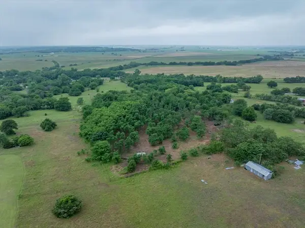 S Waterfront Drive, Ninnekah, OK 73067
