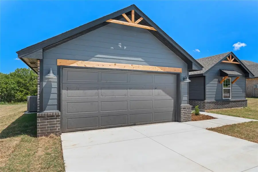 4661 Lincoln Landing, Harrah, OK 73045 - Image #2