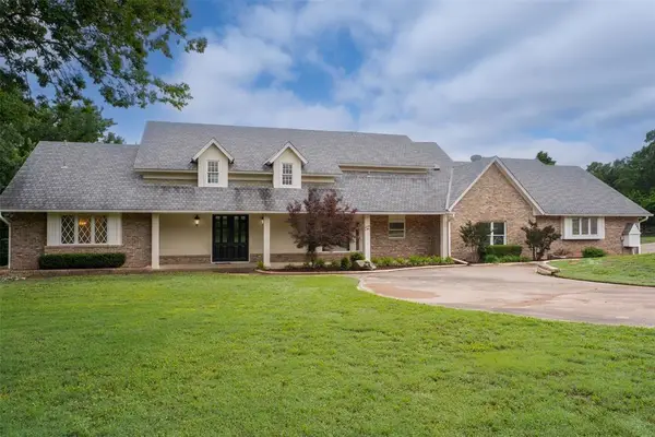2108 Woodhill Road, Edmond, OK 73025