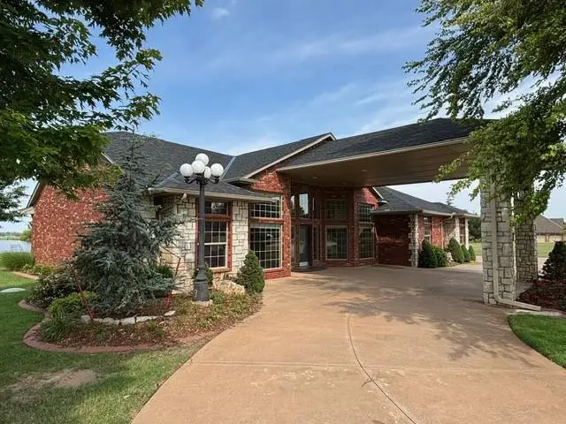 1608 Bentwater Drive, Kingfisher, OK 73750 - Image #2