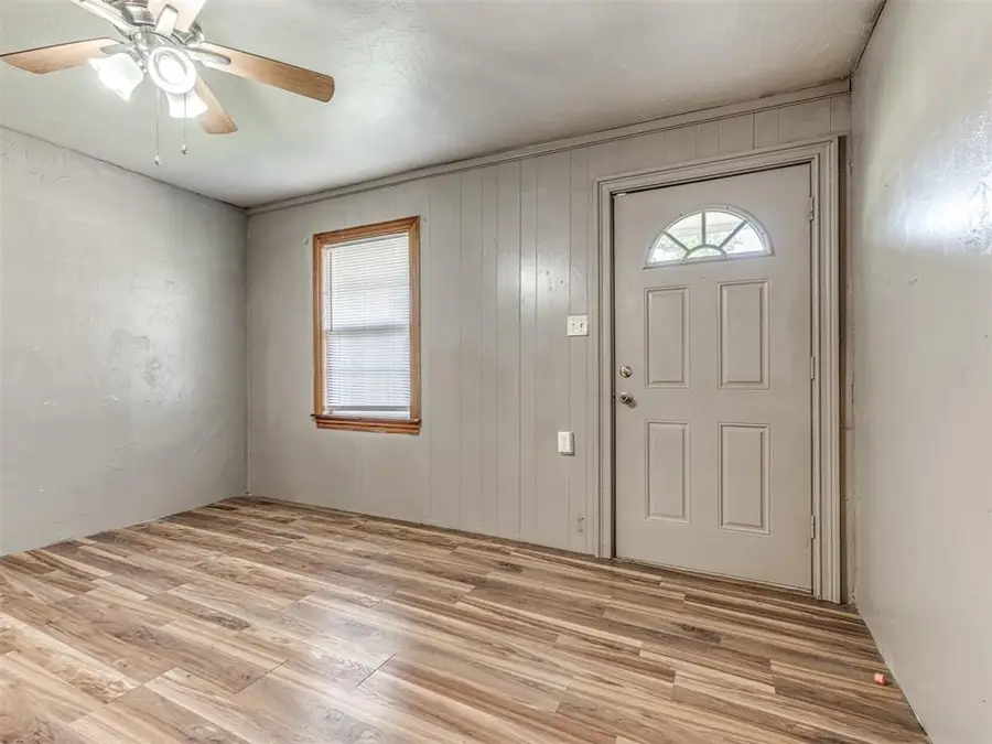 211 S 6th Street, McLoud, OK 74851 - Image #3