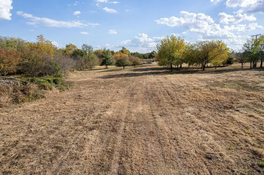 37207 Lake Road, Shawnee, OK 74801 - Image #2