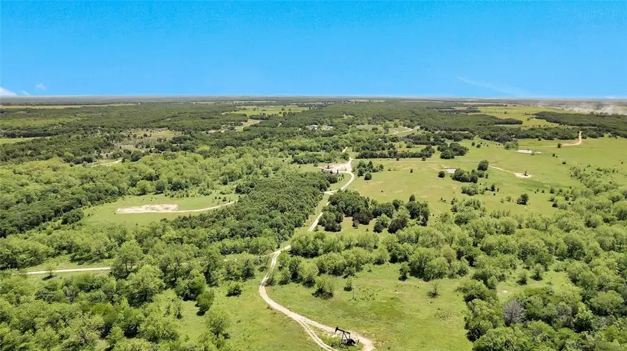 2966 Bronco Road, Wilson, OK 73463 - Image #2