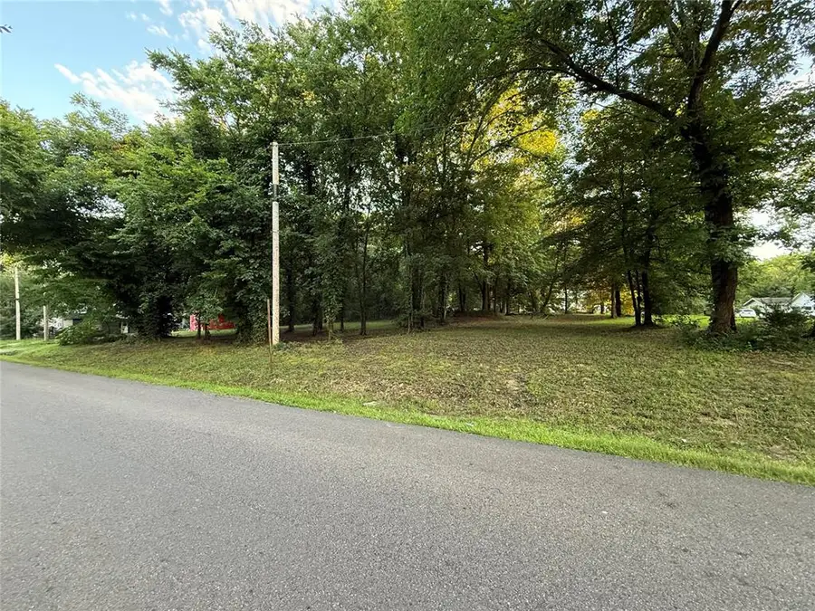 606 Campbell Street, Broken Bow, OK 74728 - Image #2