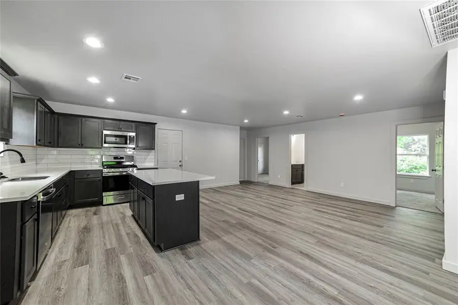 1417 Mallard Drive, Del City, OK 73115 - Image #2