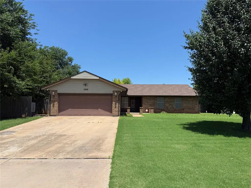 1809 W Aqua Clear Drive, Mustang, OK 73064 - Image #1