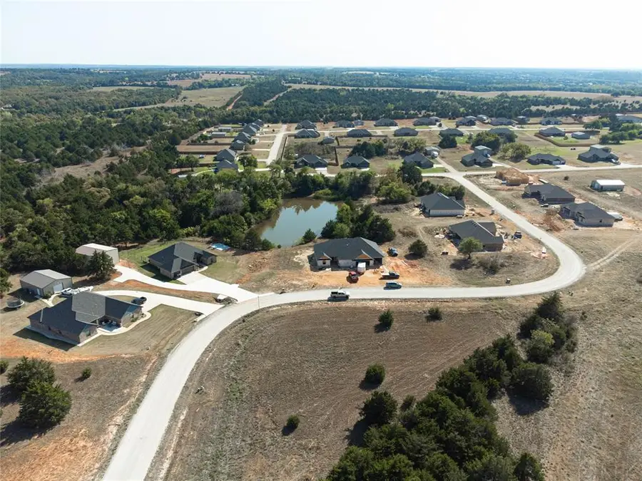 2485 Gallant Fox Terrace, Guthrie, OK 73044 - Image #2