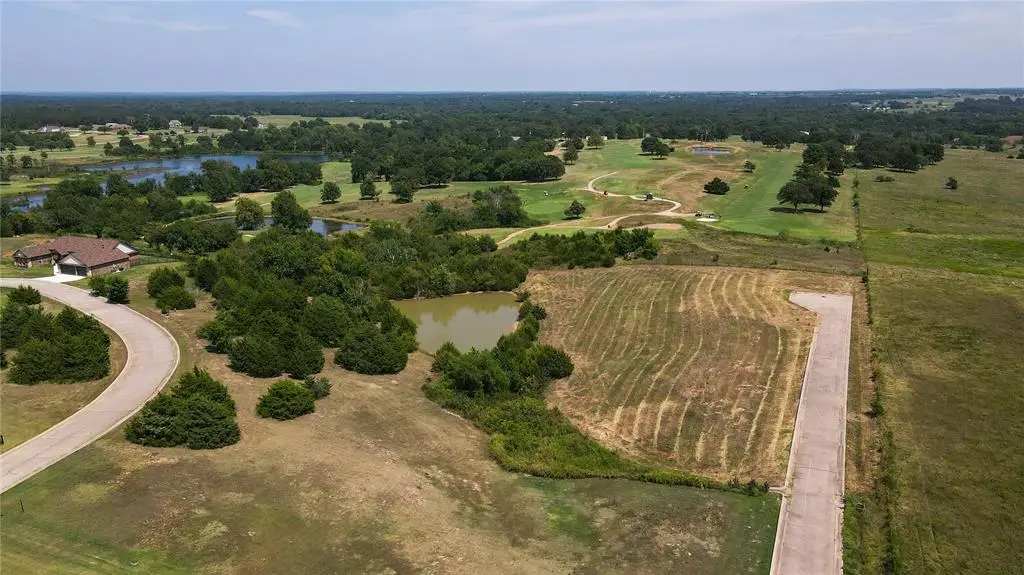 1214 E Country Club Drive, Cushing, OK 74023 - Image #1