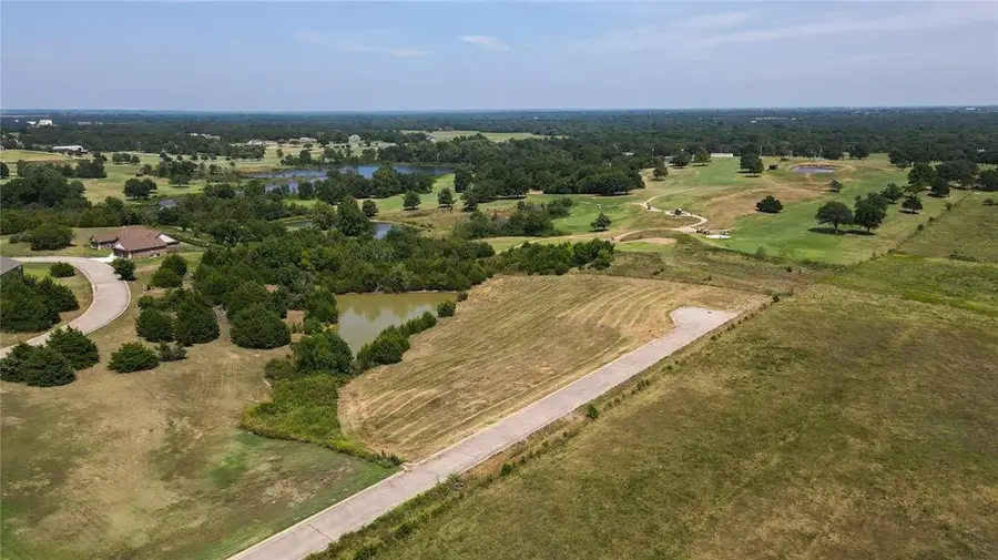 1214 E Country Club Drive, Cushing, OK 74023 - Image #2