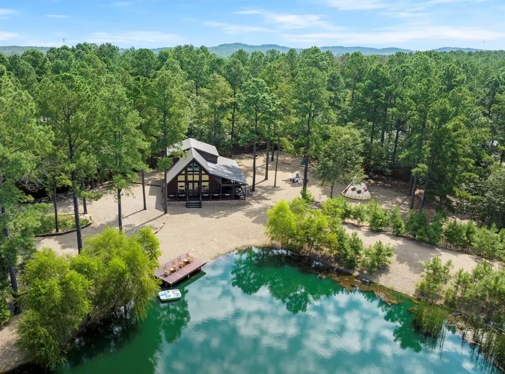 36 Spruce Court, Broken Bow, OK 74728 - Image #1