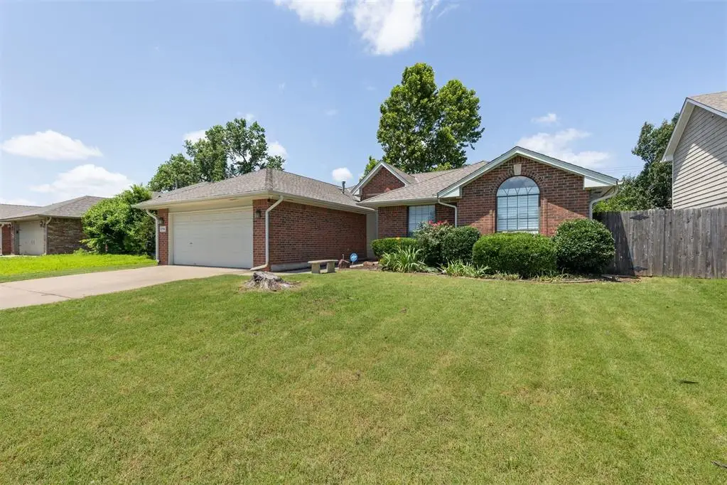 2716 Cimarron Drive, Norman, OK 73071 - Image #1