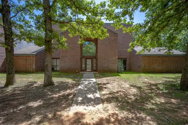 2851 Ginger Drive, Norman, OK 73026